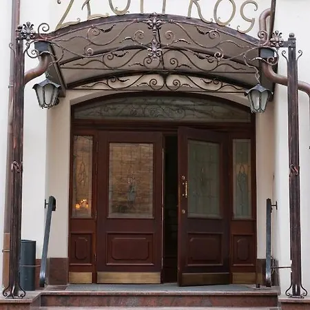 Hotel Zloty Rog 3*